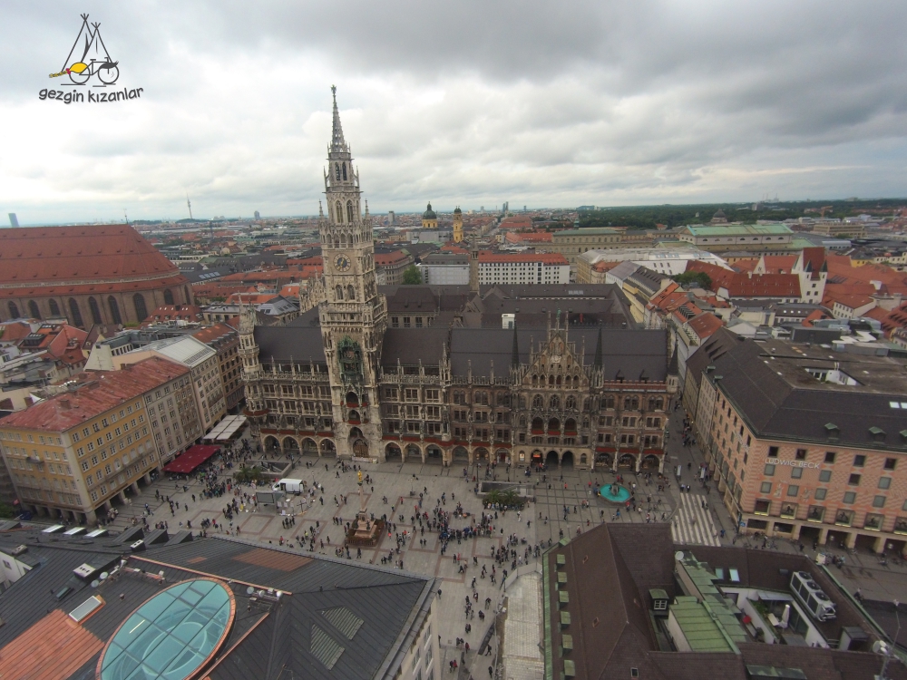 Münih Marienplatz