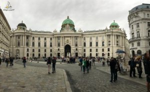 Hofburg Sarayı