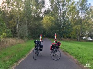 elbe-nehri-yesil-bisiklet-yolu